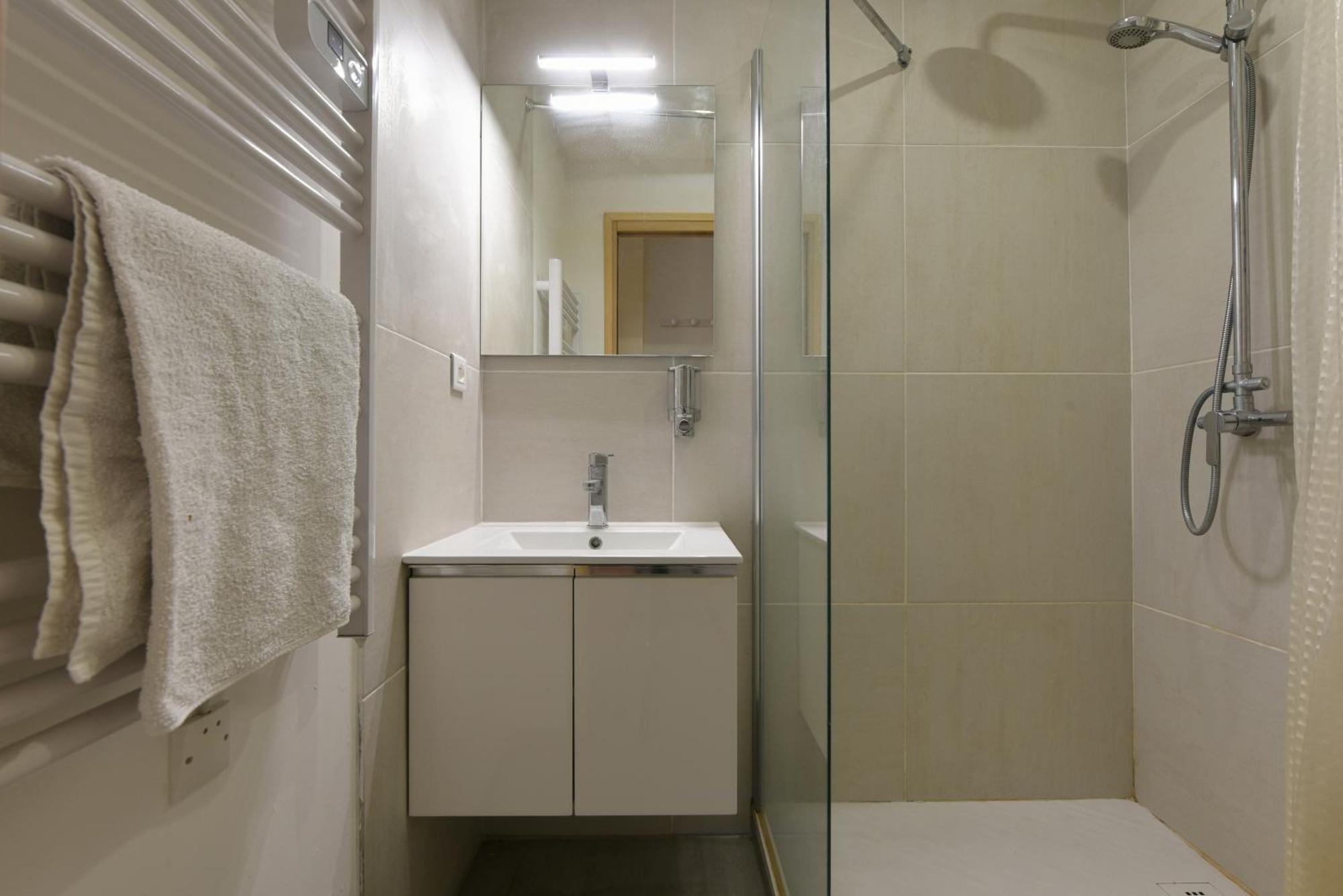 Provencal Studio Netflix Appart-Hotel-Provence La Fare-les-Oliviers Luaran gambar