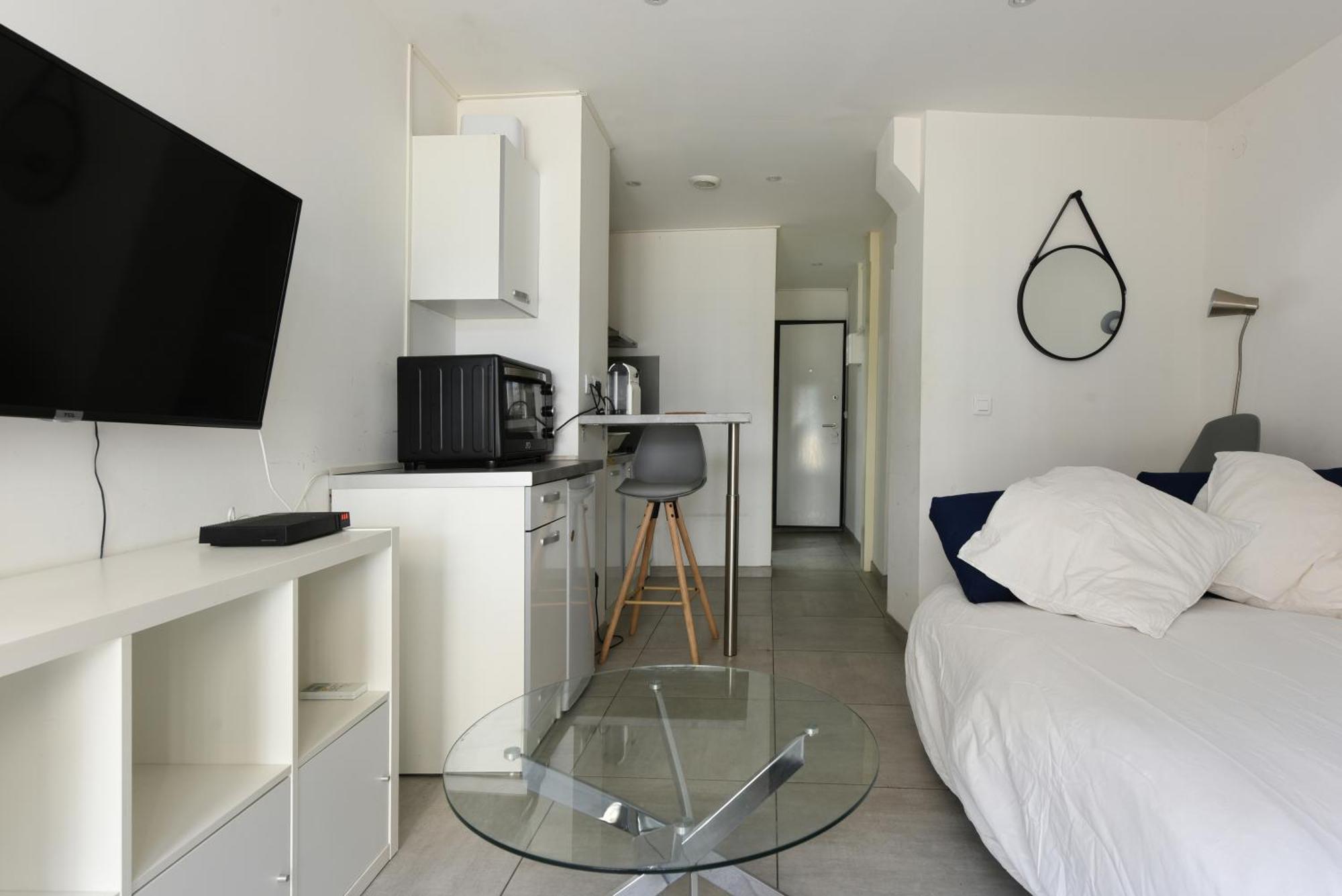 Provencal Studio Netflix Appart-Hotel-Provence La Fare-les-Oliviers Luaran gambar