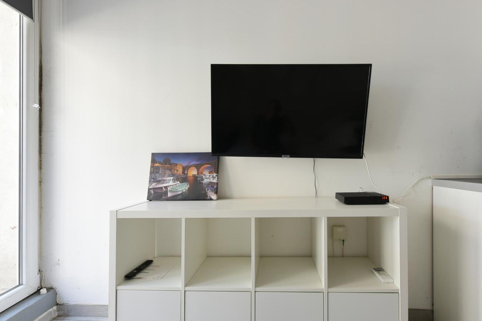 Provencal Studio Netflix Appart-Hotel-Provence La Fare-les-Oliviers Luaran gambar